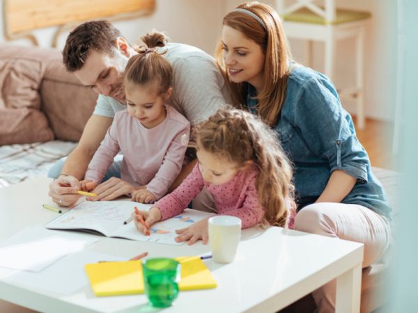 Совместное раскрашивание с родителями