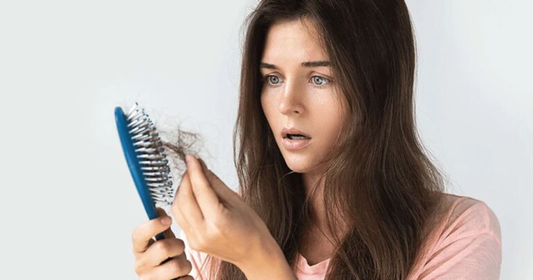 Чому випадає волосся: прихована причина у вашому аналізі крові
