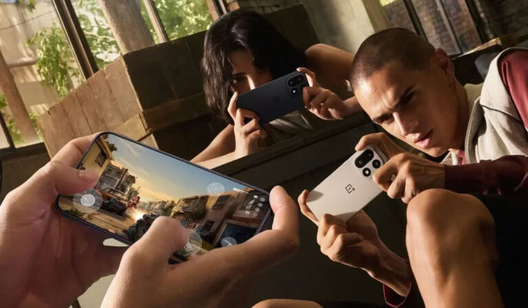 Чим вражає Oneplus 15 у світі мобільних технологій